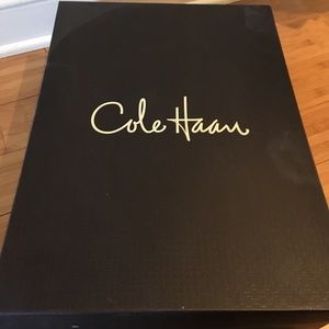 Meet your Posher, Elory